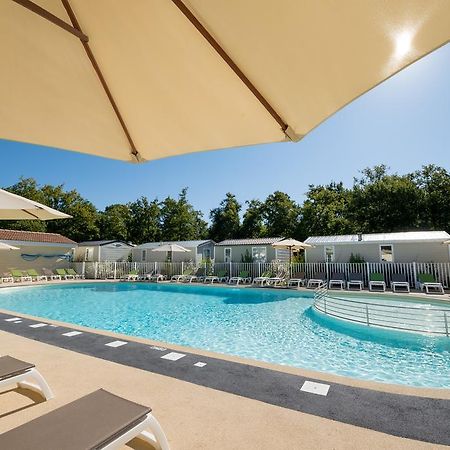 Camping Les Chevrefeuilles Royan Buitenkant foto